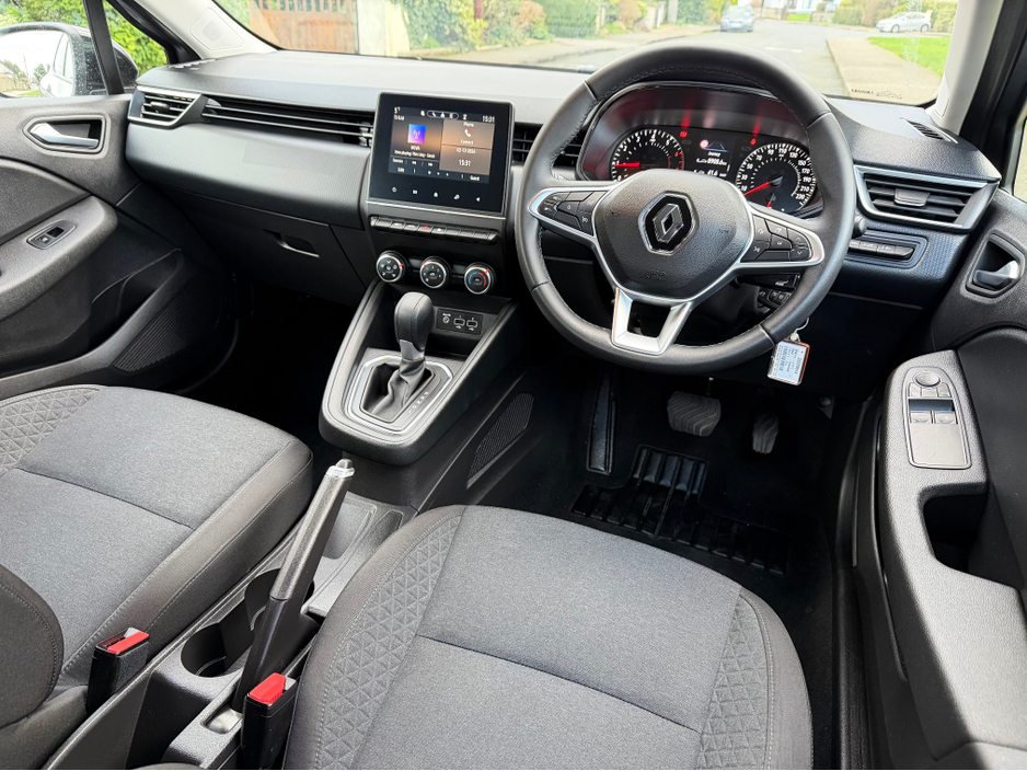 2023 Renault Clio 1.0 Petrol Automatic | AA approved | One owner Irish car | Full history | 2 Year Renault Warranty | Sold serviced and valeted with full Motor History check supplied. €16,999