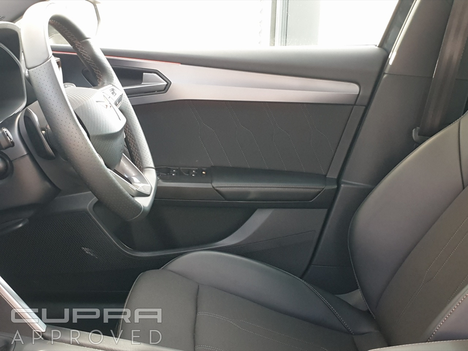 2025 Cupra Leon - image 8