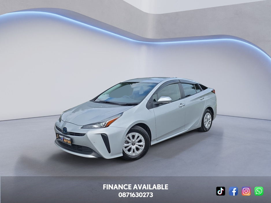 2020 Toyota Prius - image 12