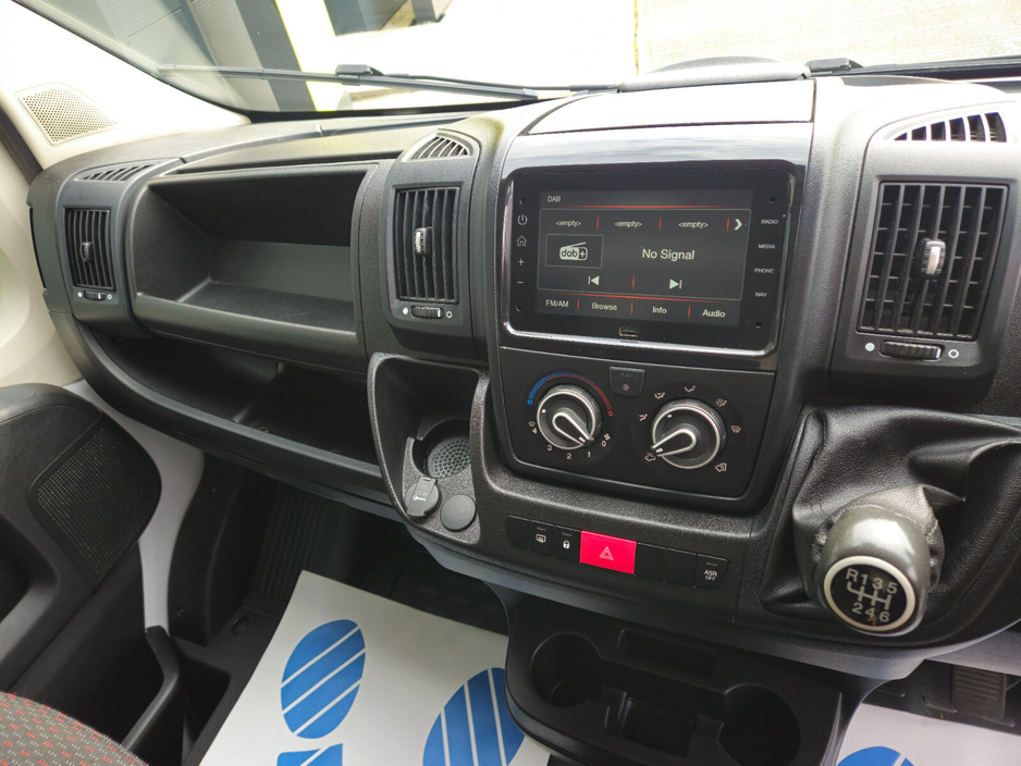 2023 Opel Movano - image 14