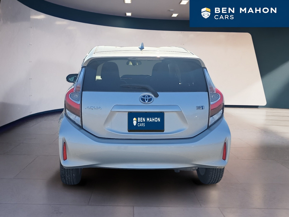 2020 Toyota Aqua - image 4