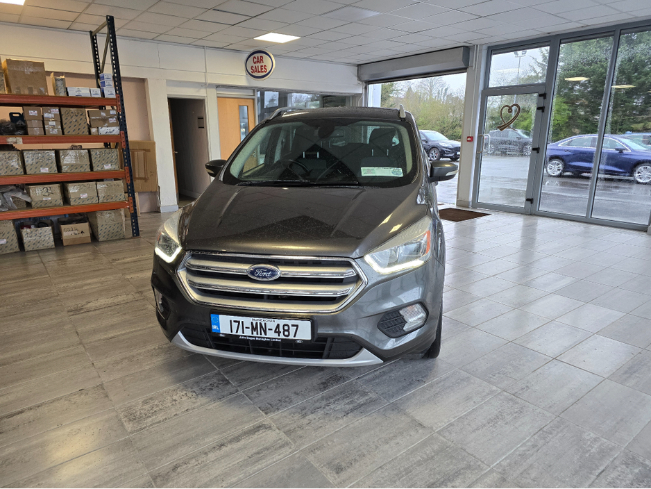 2017 Ford Kuga - image 2