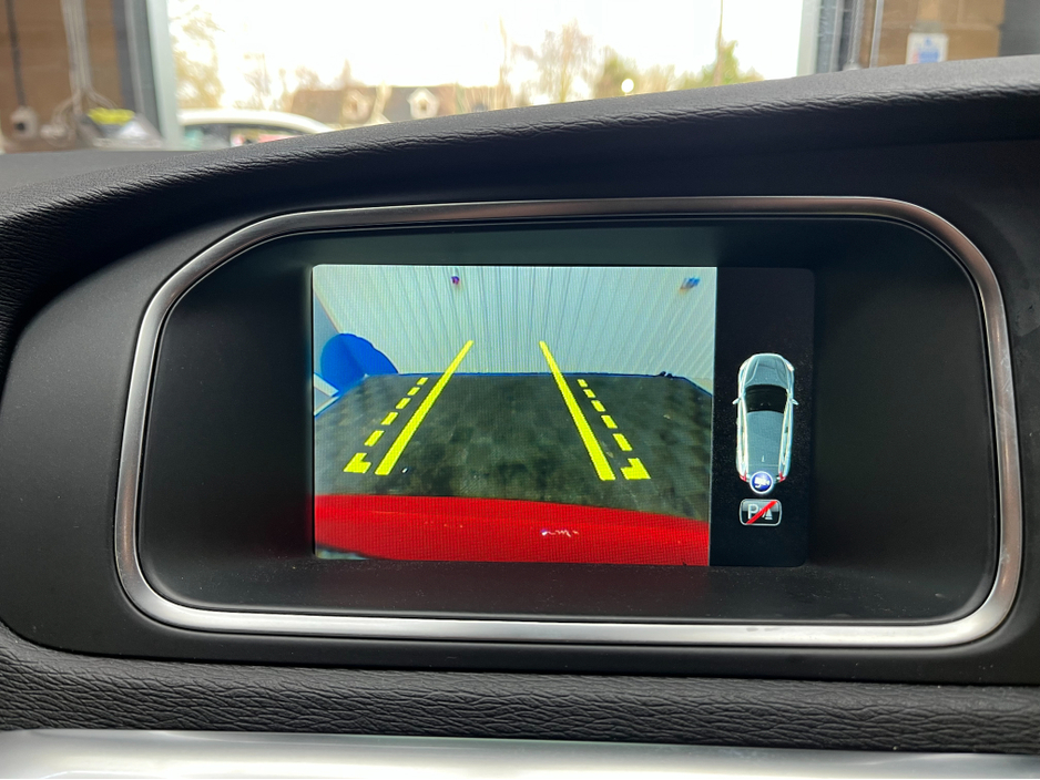 2015 Volvo V40 €11950 2015 VOLVO V40 T4 SE 1.6 AUTOMATIC / CRUISE CONTORL / REVERSE CAMERA / ELECTRIC MEMORY & HEATED SEATS €11,950