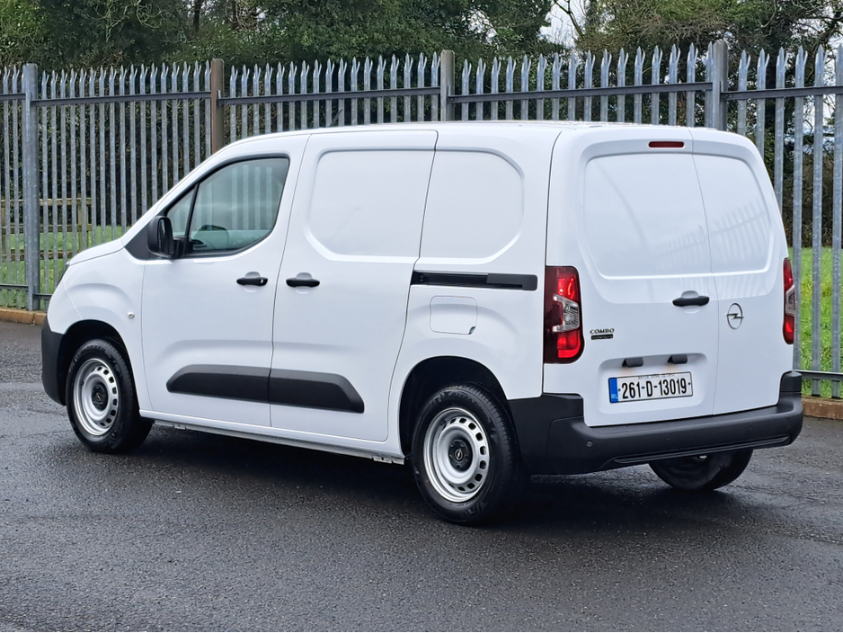 2026 Opel Combo - image 8