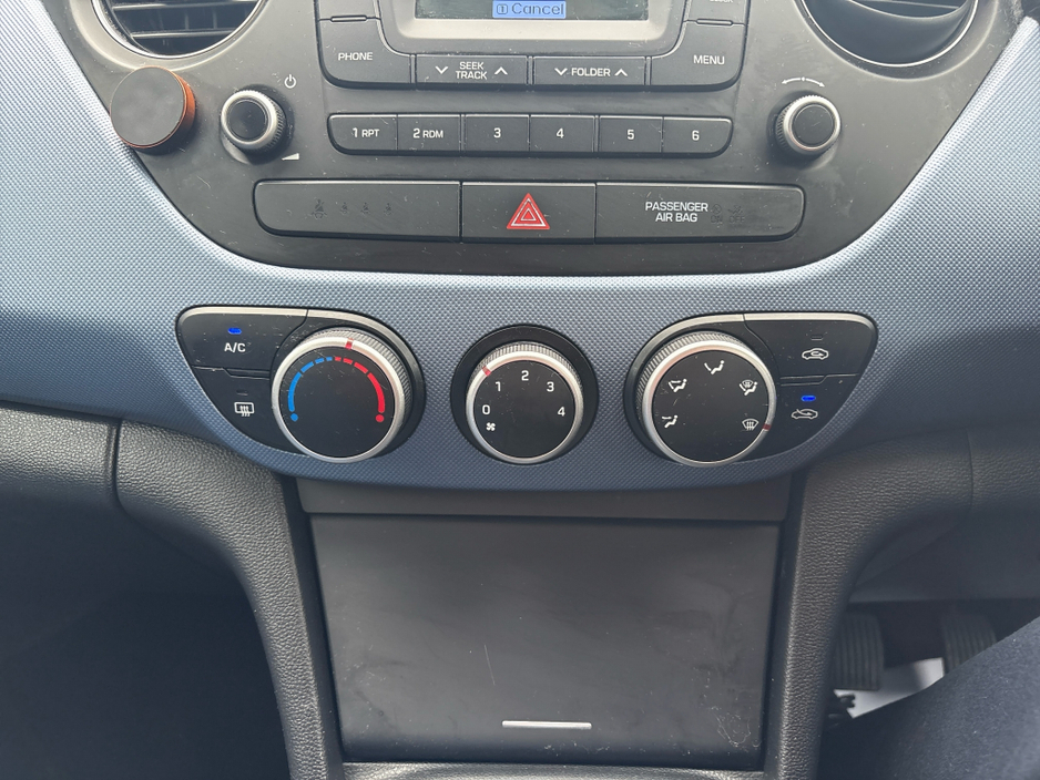 2019 Hyundai i10 - image 17