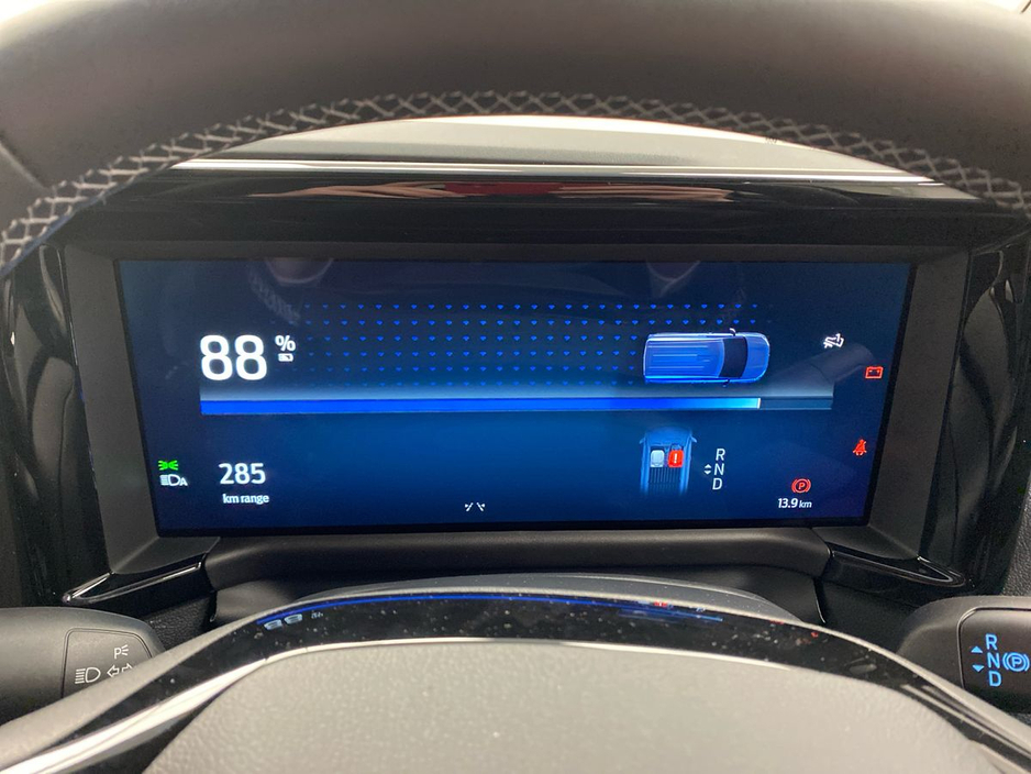 2026 Ford Transit Courier - image 13