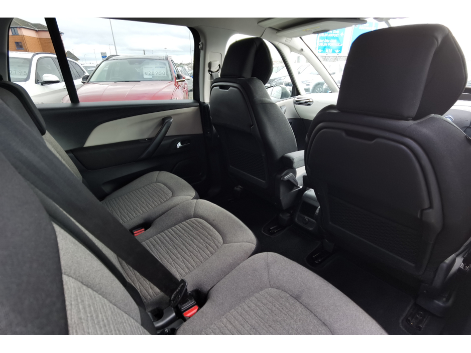2020 Citroen Grand C4 Picasso - image 10