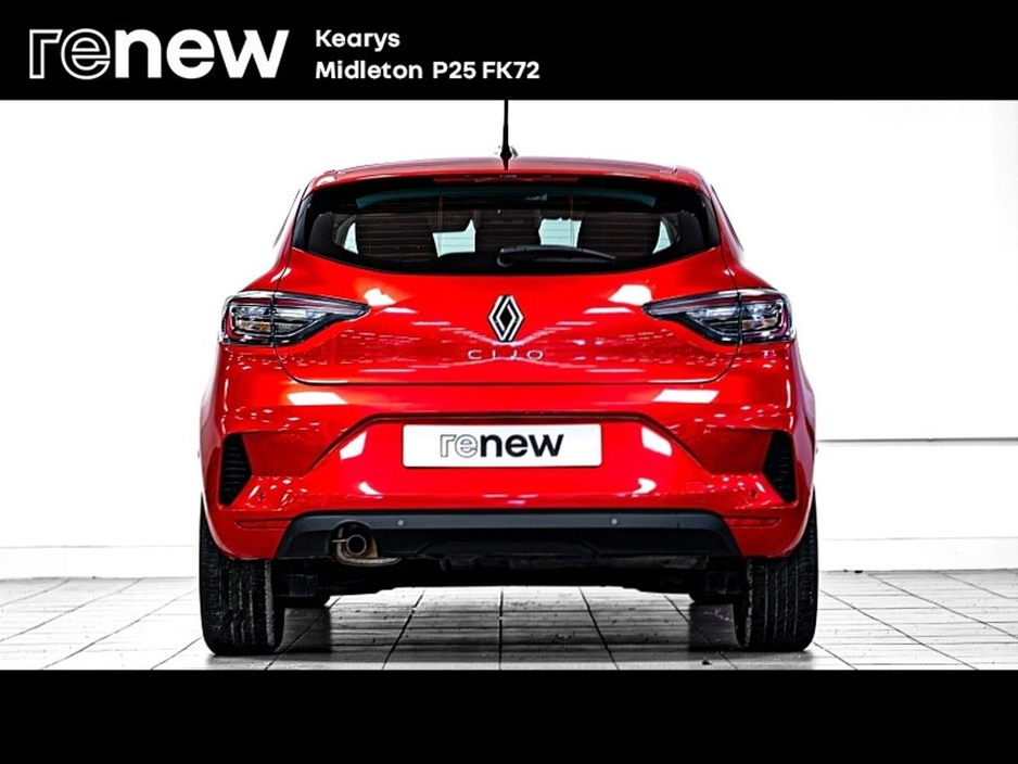 2025 Renault Clio - image 10