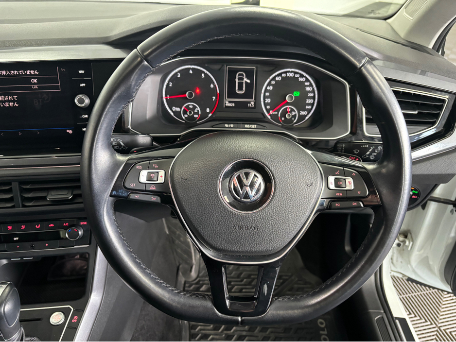 2019 Volkswagen Polo - image 7