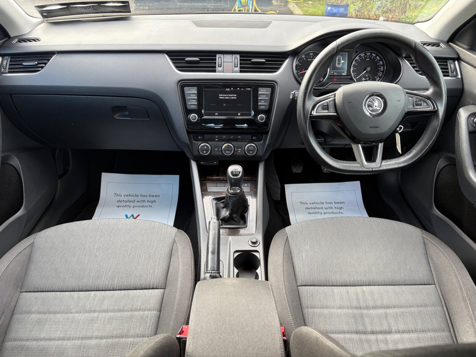 2016 Skoda Octavia - image 6