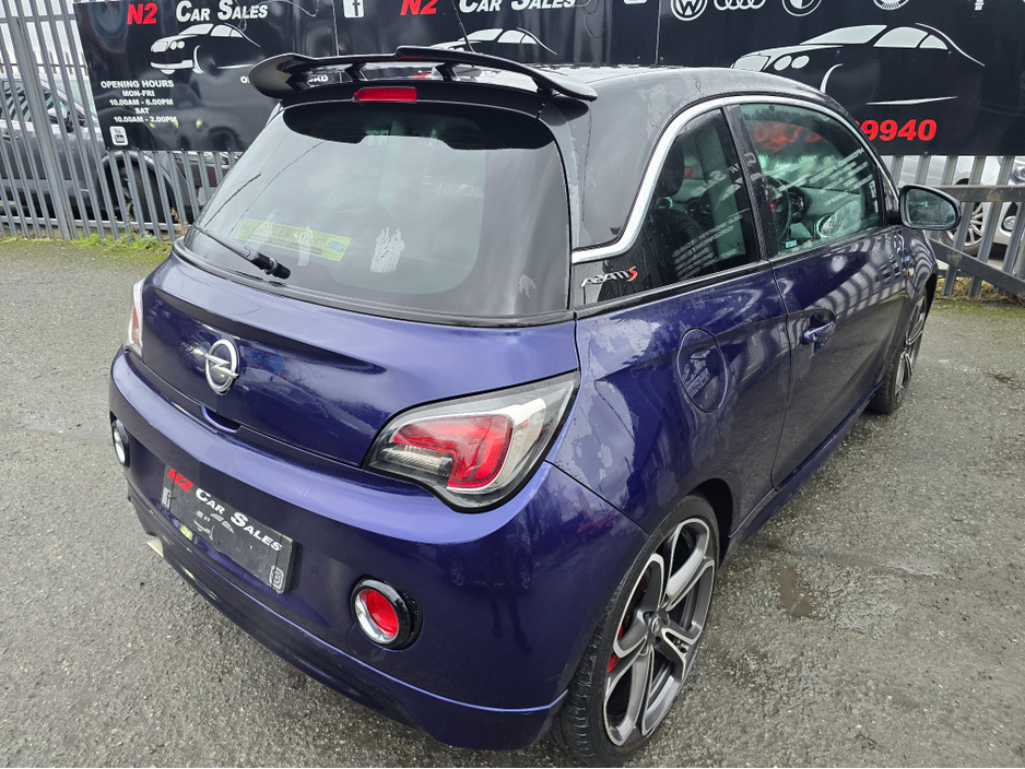 2017 Opel Adam - image 9