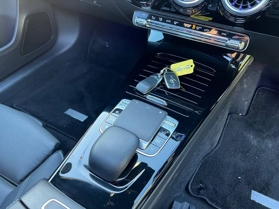 2019 Mercedes-Benz A Class A200d AMG-LINE PREMIUM PLUS // OPENING PAN ROOF // LEATHER HEATED SEATS // VIRTUAL COCKPIT €26,900