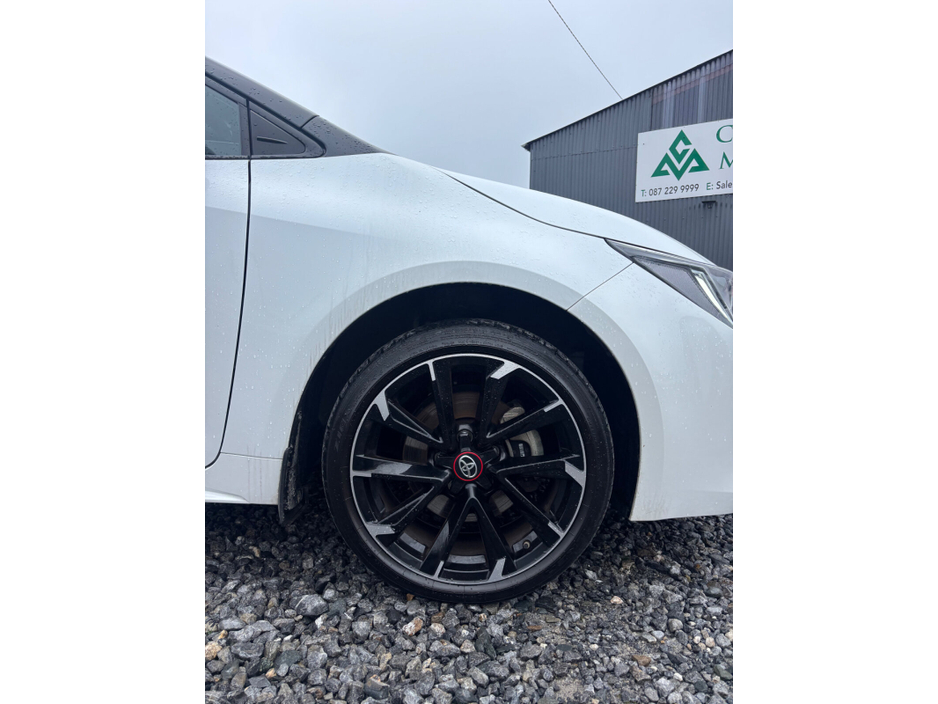 2023 Toyota Corolla 2.0 Hybrid GR Sport Hatchback €32,500