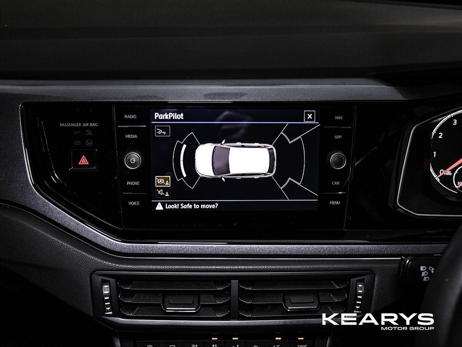 2018 Volkswagen Polo - image 21