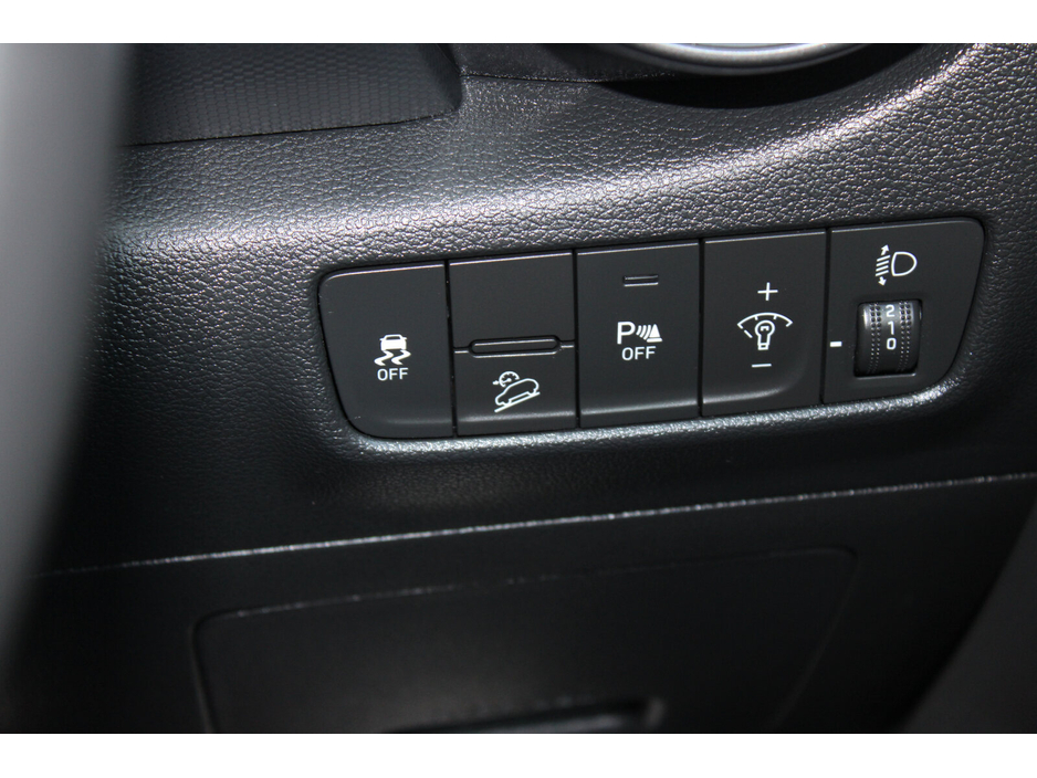 2022 Hyundai Kona 1.0 T-GDI Executive Two Tone Roof €22,950