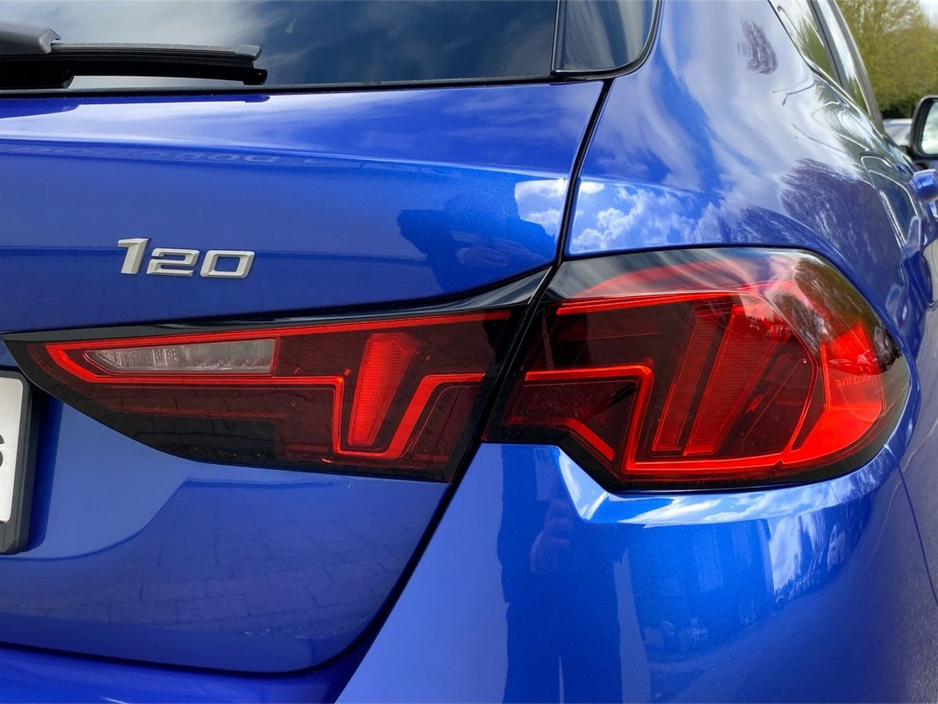 2026 BMW 1 Series - image 19