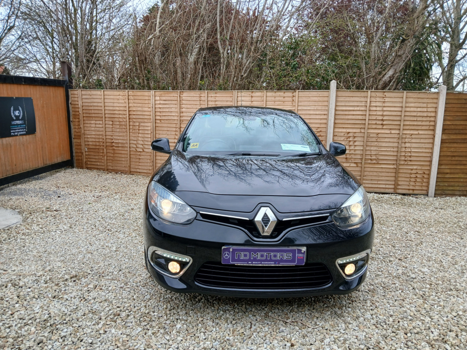 2013 Renault Fluence - image 2