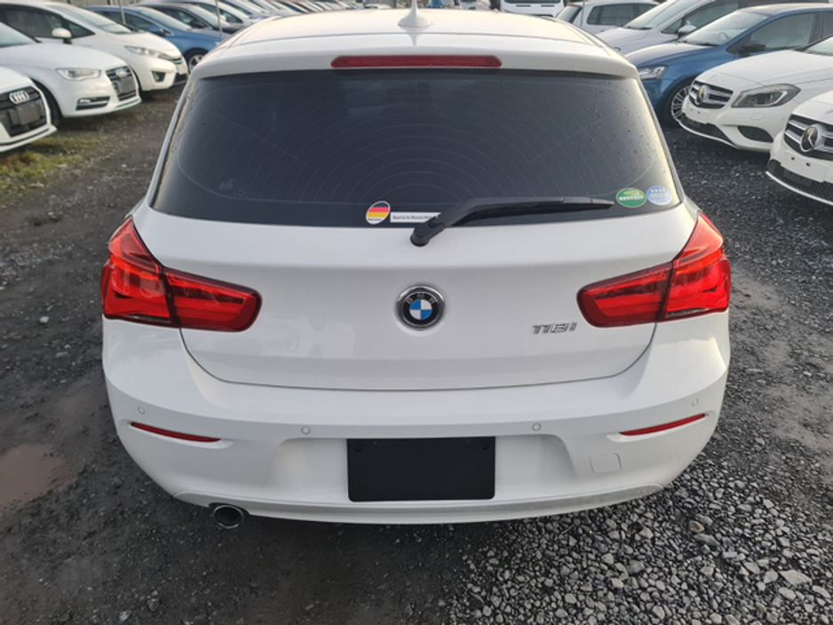 2017 BMW 1 Series - image 8