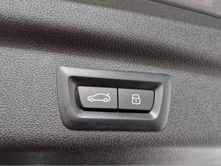 2023 BMW 2 Series ACTIVE TOURER 225E M SPORT (PLUG IN HYBRID) X-DRIVE AUTOMATIC **ONE OWNER / APPLE CARPLAY / CRUISE CONTROL / COMFORT ACCESS / HEATED FRONT SEATS / SAT NAV / REVERSE CAMERA / WIRELESS PHONE CHARGING** €35,900