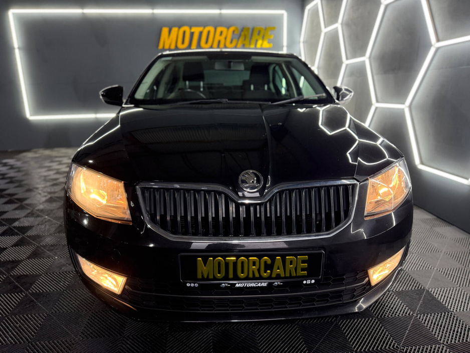 2015 Skoda Octavia - image 8