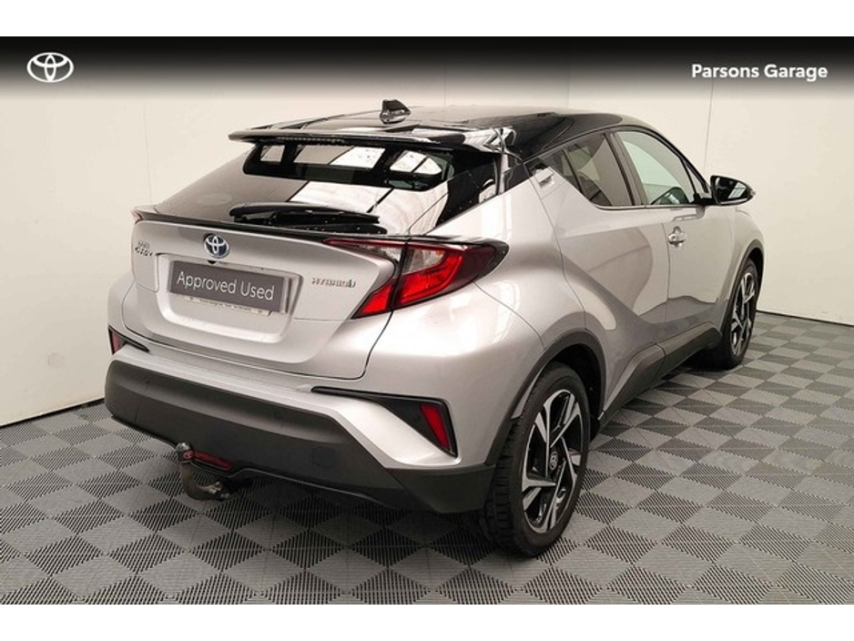 2023 Toyota C-HR - image 2