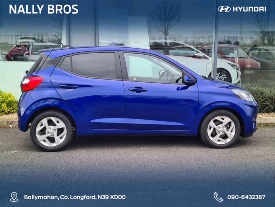 2023 Hyundai i10 - image 3