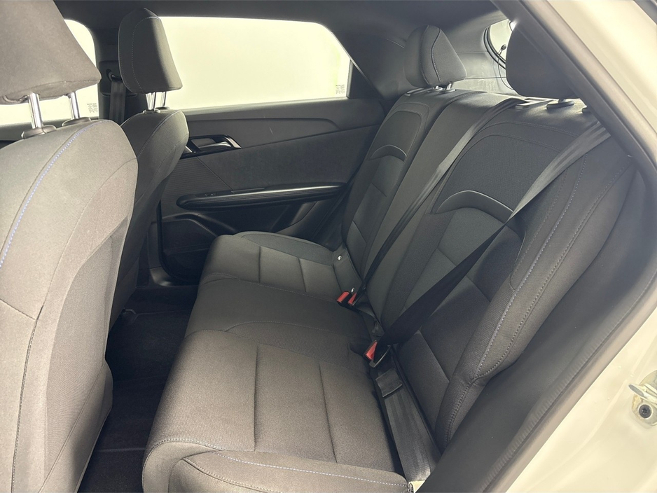 2025 MG 4 EXCITE LR**DIGITAL DASH**MULTIFUNCTIONAL STEERING WHEEL**APPLE CARPLAY ANDROID AUTO**REVERSE CAMERA**KEYLESS START**AIR CONDITIONING**CRUISE CONTROL**BLACK CLOTH INTERIOR**FINANCE AVAILABLE** €25,495