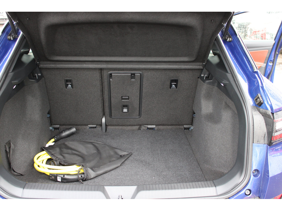 2022 Volkswagen ID.4 LIFE DX 77kWh 174HP €26,950