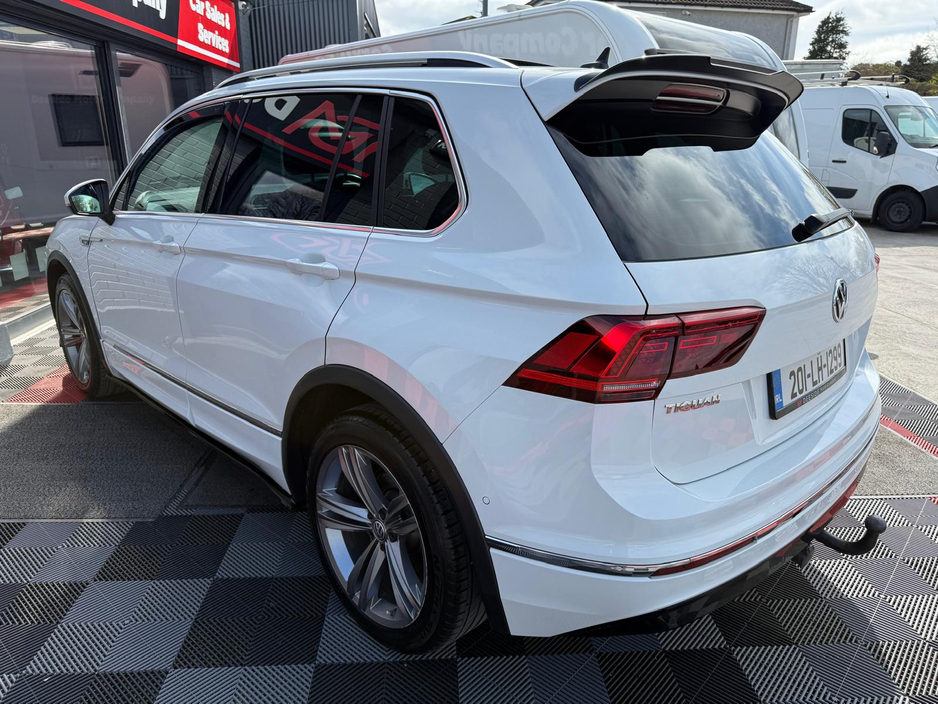 2020 Volkswagen Tiguan - image 23
