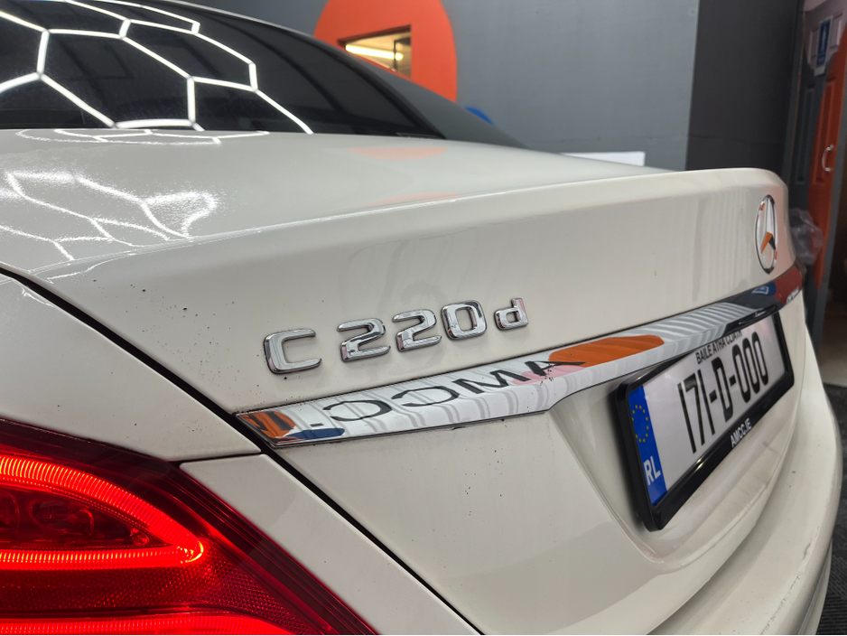 2017 Mercedes-Benz C Class €21950! 2017 MERCEDES-BENZ C220D AVANTGARDE 2.2 AUTOMATIC / CRUISE CONTROL / REVERSE CAMERA / ELCTRIC MEMORY & HEATED SEATS / PADDLE SHIFTERS / AMBIENT LIGHTS €21,950