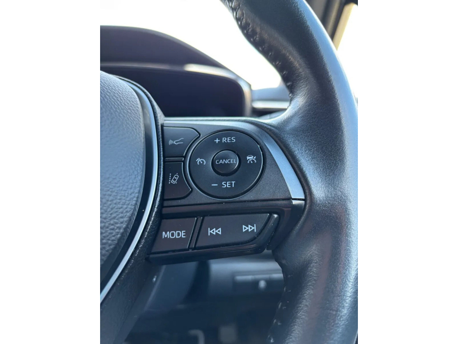 2022 Toyota Corolla - image 16