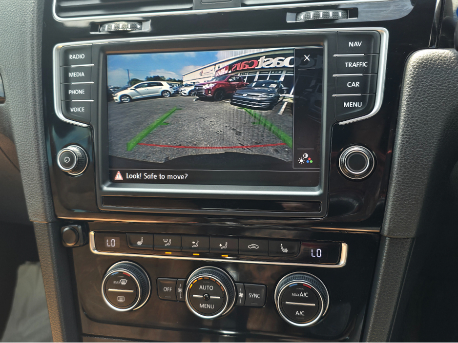 2015 Volkswagen Golf 1.4 TSI LEATHER SPECIAL TAN LEATHER  MILANO EDITION //LEATHER  HEATED SEATS // REVERSE CAMERA €15,450