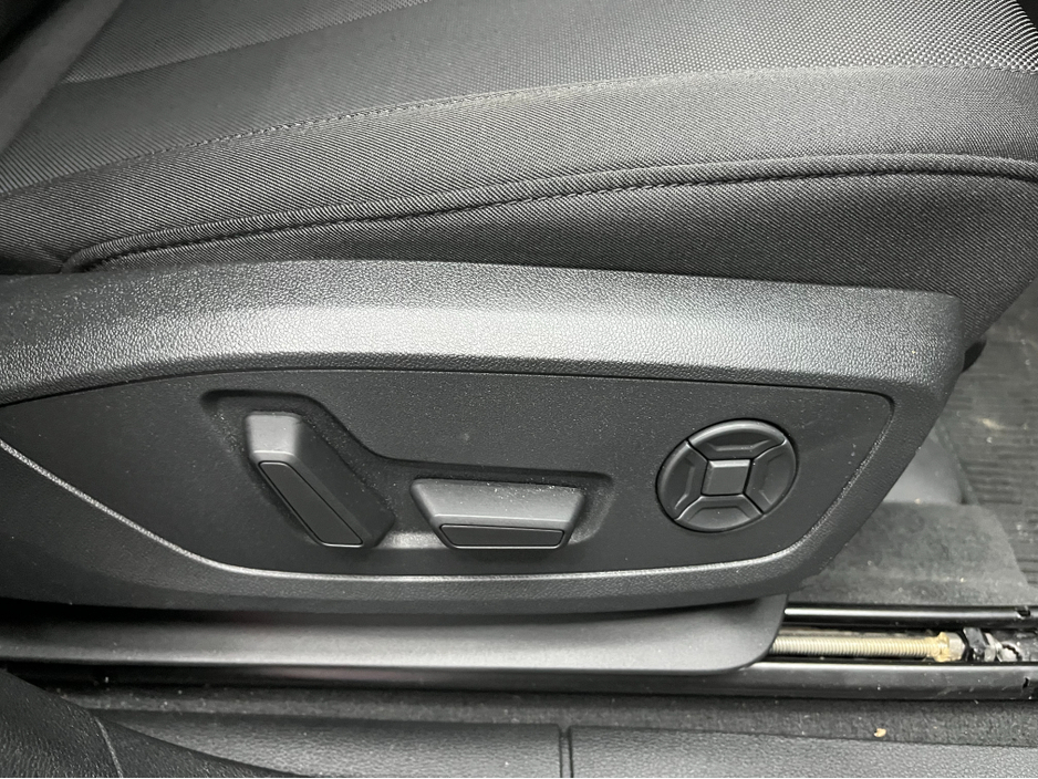 2024 Audi Q3 2024 AUDI Q3 SB 35TDI QUATTRO ADVANCE 2.0 AUTOMATIC / CRUISE CONTROL / 360° PARKING CAMERA / ELECTRIC HEATED SEATS / APPLE CARPLAY