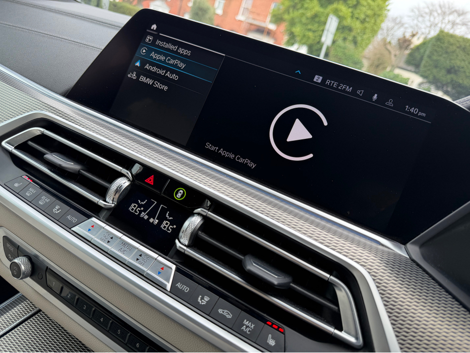 2022 BMW X5 - image 27