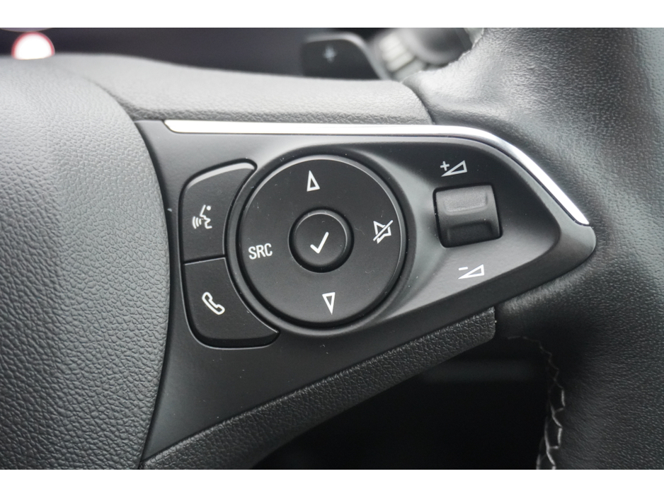 2023 Opel Grandland - image 19