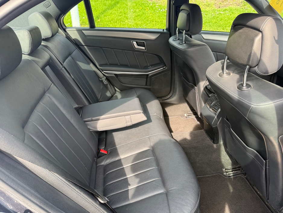 2013 Mercedes-Benz E Class - image 10