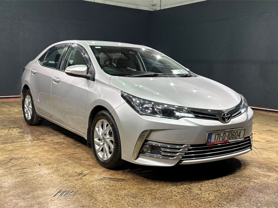 2017 Toyota Corolla - image 9