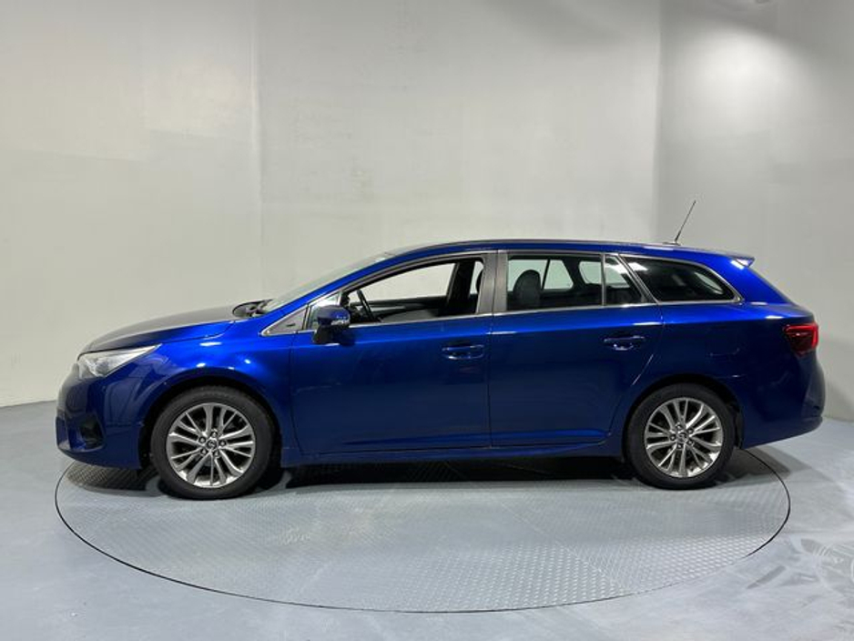 2016 Toyota Avensis 1.6 D4-D Luna Tourer 161 €13,800