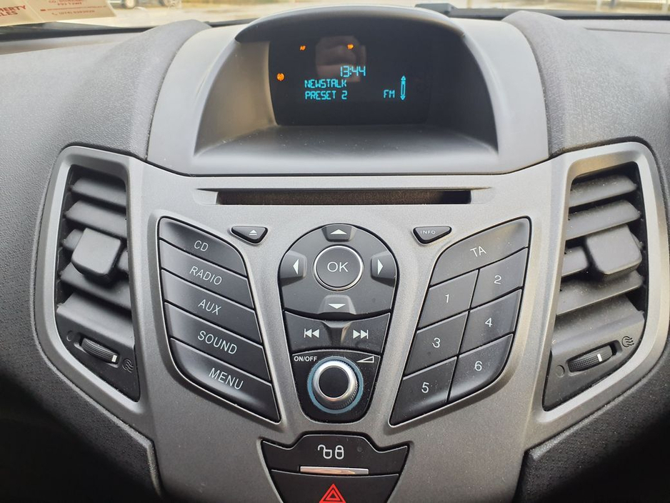 2015 Ford Fiesta MCA 1.25 60PS M5 5DR 4DR €7,450