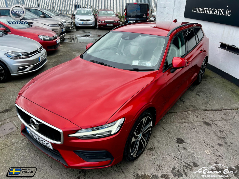 2019 Volvo V60 - image 25