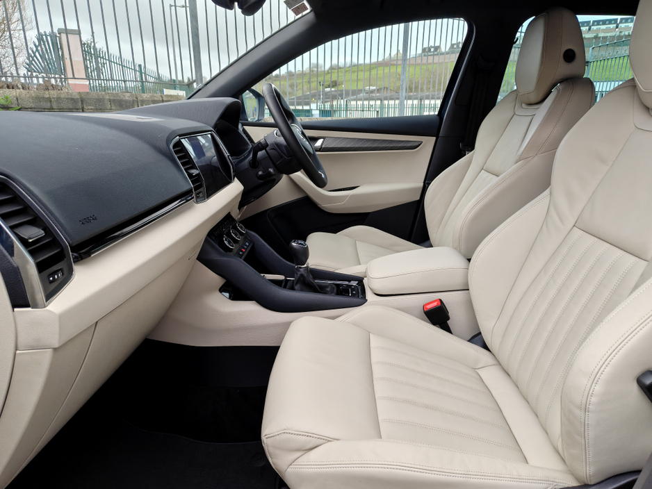 2023 Skoda Karoq - image 5