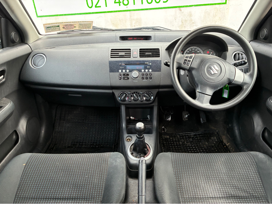 2007 Suzuki Swift - image 13