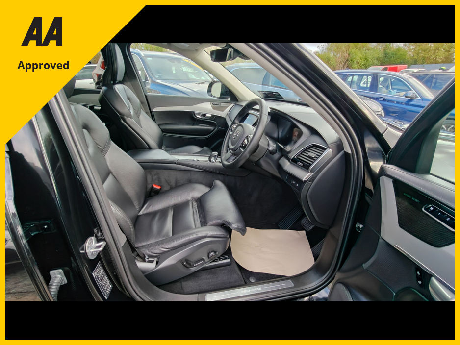 2023 Volvo XC90 - image 18