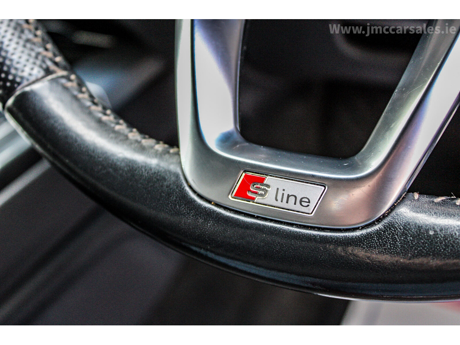 2017 Audi Q7  €37,995