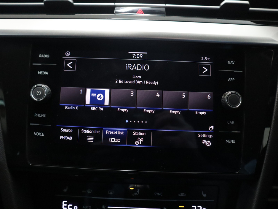 2022 Volkswagen Arteon - image 13