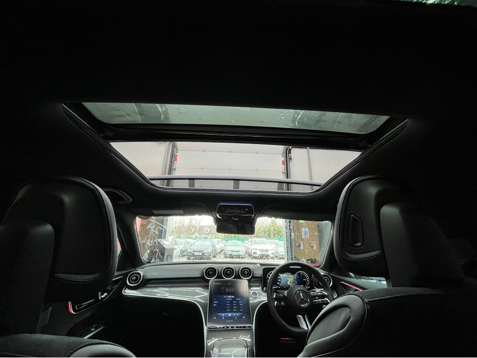 2024 Mercedes-Benz C Class 2024 MERCEDES-BENZ C350E SP 2.0 AUTOMATIC / CRUISE CONTROL / 360° PARKING CAMERA / ELECTRIC MEMORY HEATED REAR & FRONT SEATS / PADDLE SHIFTERS / PANORAMIC SUNROOF / AMBIENT LIGHTS / APPLE CARPLAY €54,950