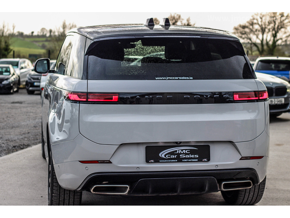 2023 Land Rover Range Rover - image 9