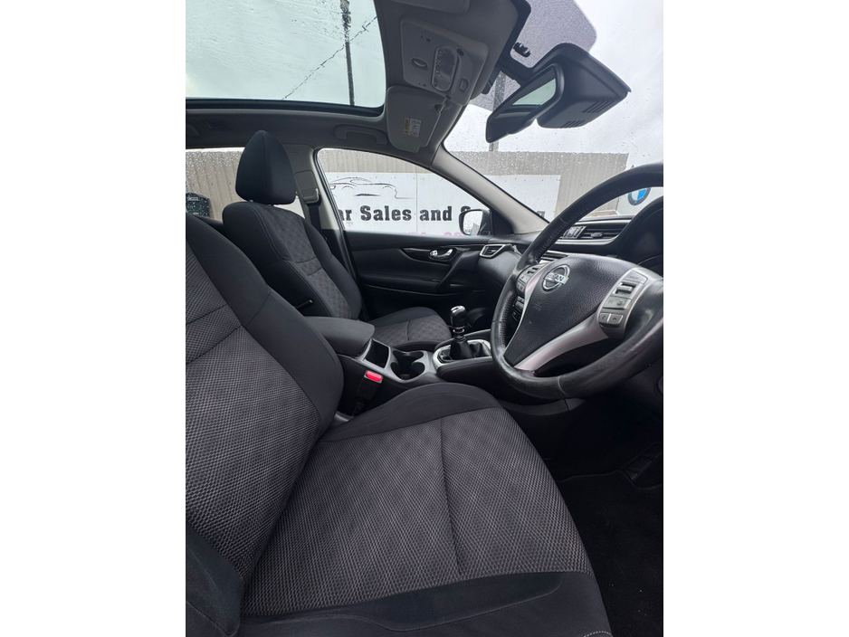 2015 Nissan Qashqai 1.2 DIG-T 115PS 5DR N-TEC+ €8,750