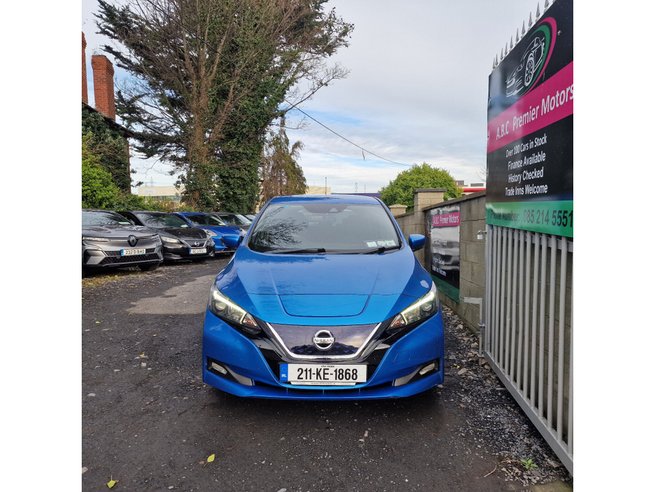 2021 Nissan Leaf - image 8