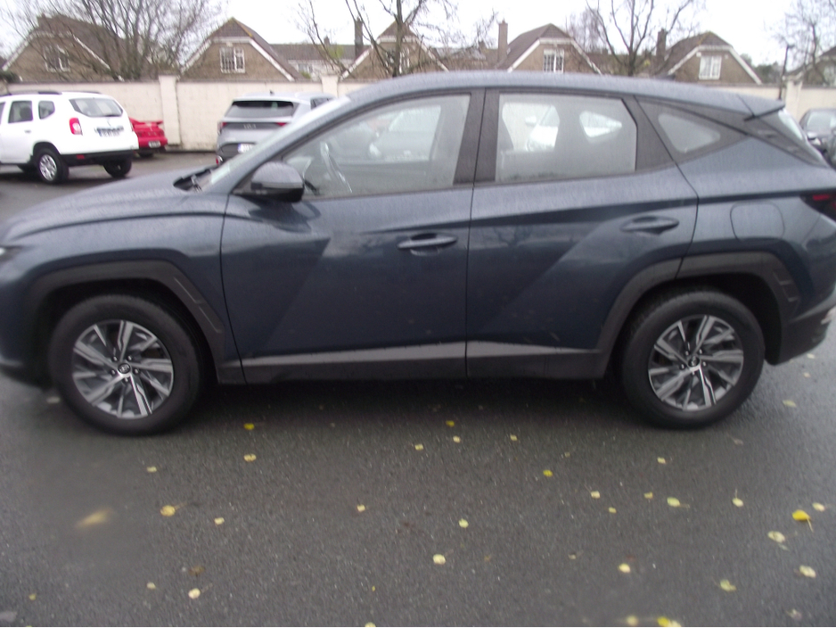 2021 Hyundai Tucson - image 8